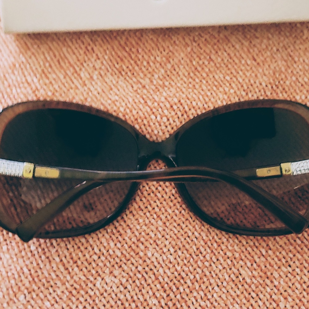 Michael Kors Sunglasses - Picture 3 of 3